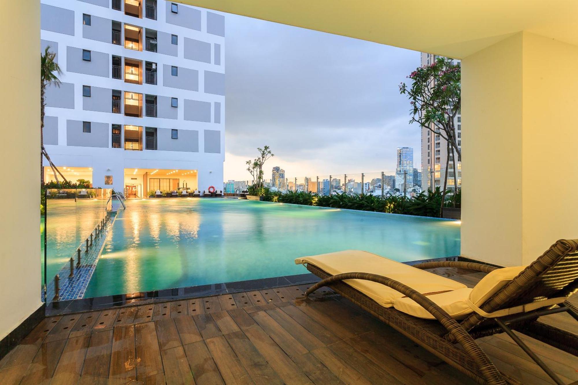 Cbd Rivergate- Infinity Pool Signature Ho Chi Minh-stad Buitenkant foto